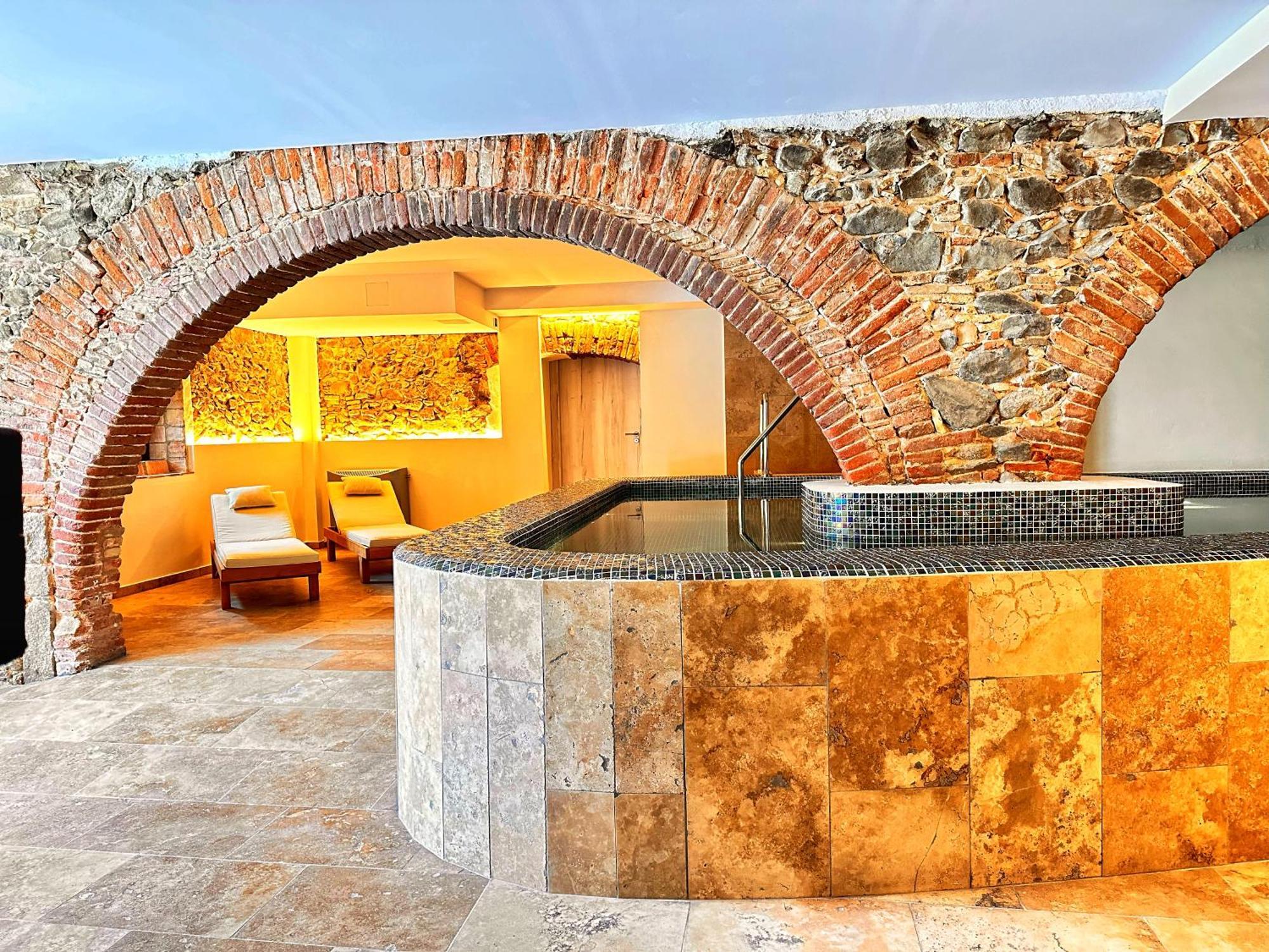 Boutique Hotel Comtal Empuries Roses Zewnętrze zdjęcie